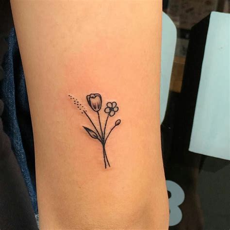 basic simple flower tattoos|cute tiny flower tattoos.